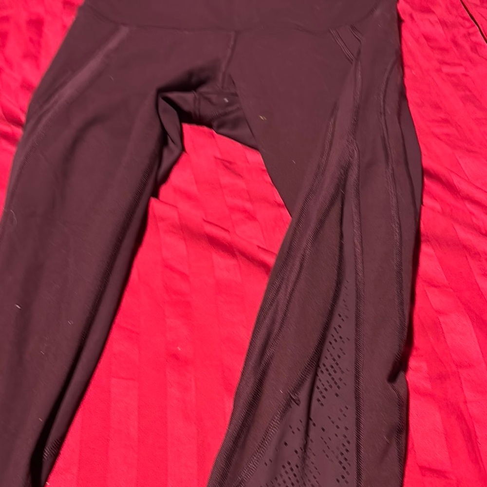 Lululemon Athletica Burgundy Top - Picture 3 of 3